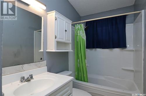 2816 Grant Road, Regina, SK - Indoor Photo Showing Bathroom