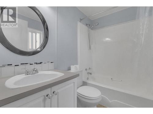 107 2500 Grant Road, Prince George, BC - Indoor Photo Showing Bathroom