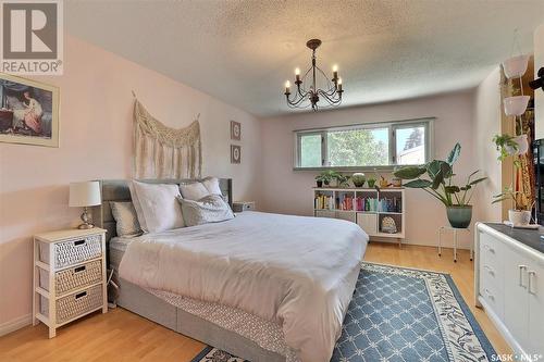 3929 Gordon Road, Regina, SK - Indoor Photo Showing Bedroom