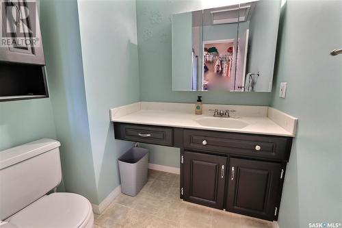 3929 Gordon Road, Regina, SK - Indoor Photo Showing Bathroom