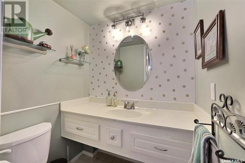 3929 Gordon Road, Regina, SK - Indoor Photo Showing Bathroom