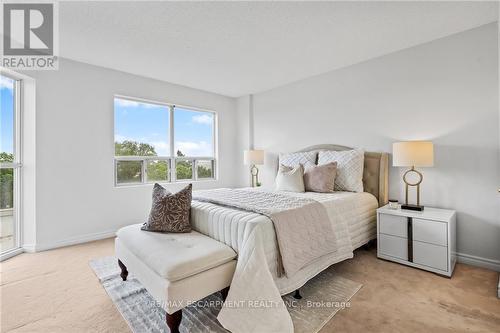 Ph6 - 2210 Lakeshore Road, Burlington (Lasalle), ON - Indoor Photo Showing Bedroom