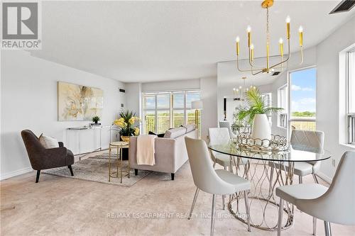 Ph6 - 2210 Lakeshore Road, Burlington (Lasalle), ON - Indoor Photo Showing Dining Room