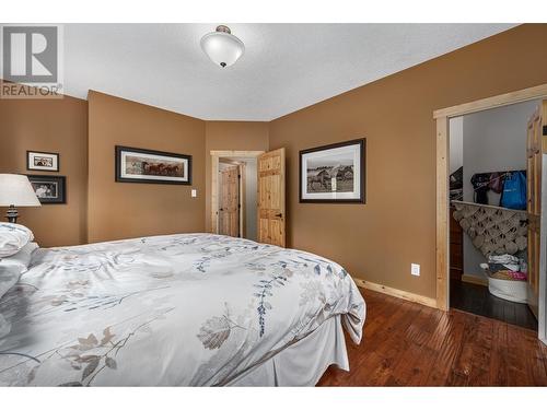 380 Richlands Road, Cherryville, BC - Indoor Photo Showing Bedroom