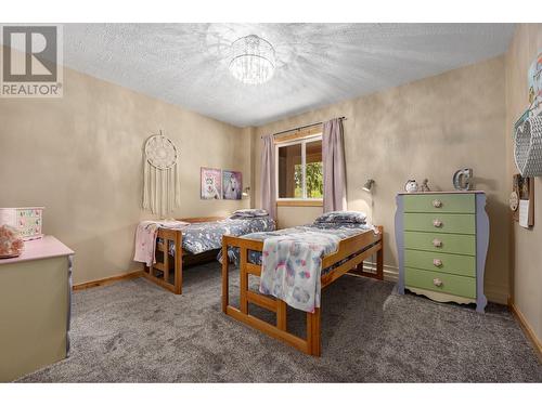 380 Richlands Road, Cherryville, BC - Indoor Photo Showing Bedroom