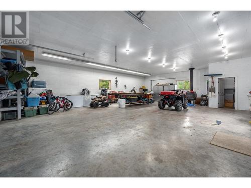 380 Richlands Road, Cherryville, BC - Indoor Photo Showing Garage