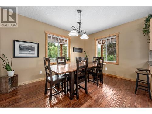 380 Richlands Road, Cherryville, BC - Indoor Photo Showing Dining Room