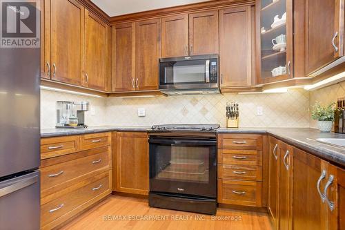 145 Wheeler Court, Guelph/Eramosa (Rockwood), ON - Indoor Photo Showing Kitchen