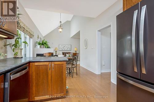 145 Wheeler Court, Guelph/Eramosa (Rockwood), ON - Indoor Photo Showing Kitchen