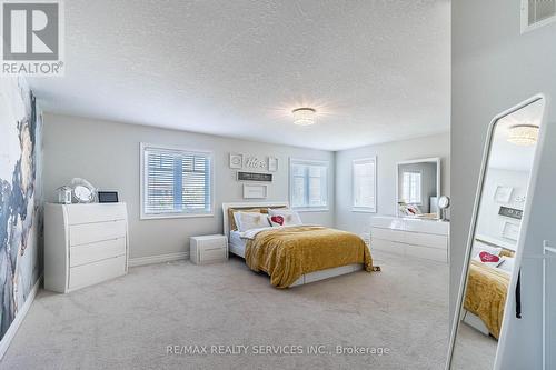 143 Knight Street, New Tecumseth (Alliston), ON - Indoor Photo Showing Bedroom