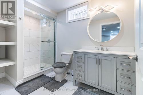 143 Knight Street, New Tecumseth (Alliston), ON - Indoor Photo Showing Bathroom