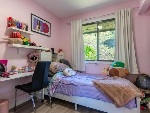 30-1155 Hugh Allan Drive, Kamloops, BC - Indoor Photo Showing Bedroom