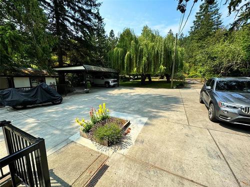 4895 Prospect Lake Rd, Saanich, BC 