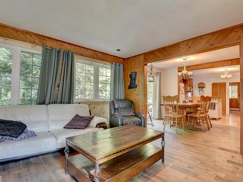 Living room - 380 Ch. De La Rivière, Sainte-Émélie-De-L'Énergie, QC - Indoor Photo Showing Living Room