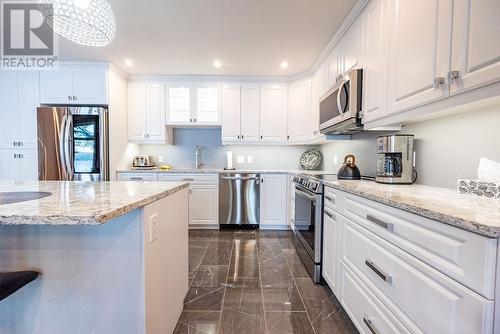 366 Burkes Road, Deep River, ON - Indoor Photo Showing Kitchen With Upgraded Kitchen