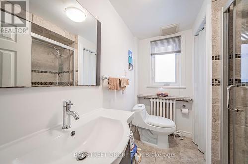 65 Spadina Road, Toronto (Annex), ON - Indoor Photo Showing Bathroom