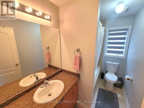 71 Tomabrook Crescent, Brampton (Sandringham-Wellington), ON - Indoor Photo Showing Bathroom