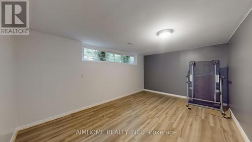 504 Fenwick Place, Burlington, ON - Indoor Photo Showing Other Room