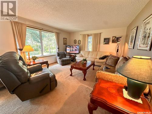 9 Black Jewel Estates Crystal Lake, Crystal Lake, SK - Indoor Photo Showing Living Room