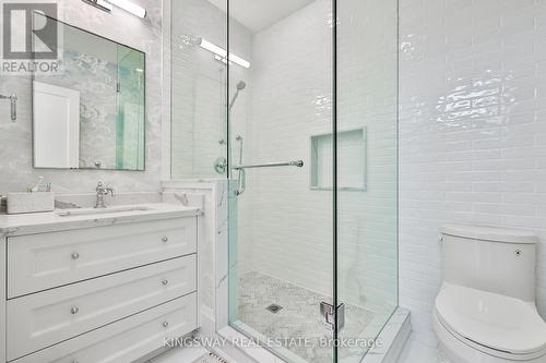 993 Albertson Crescent, Mississauga, ON - Indoor Photo Showing Bathroom