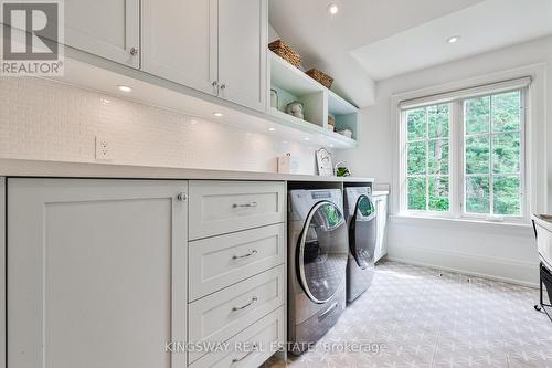 993 Albertson Crescent, Mississauga, ON - Indoor Photo Showing Laundry Room