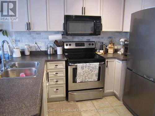 1502 Harwood Drive, Milton (Clarke), ON - Indoor Photo Showing Kitchen With Double Sink