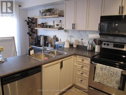 1502 Harwood Drive, Milton (Clarke), ON - Indoor Photo Showing Kitchen With Double Sink