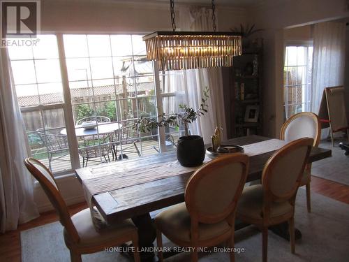 1502 Harwood Drive, Milton (Clarke), ON - Indoor Photo Showing Dining Room