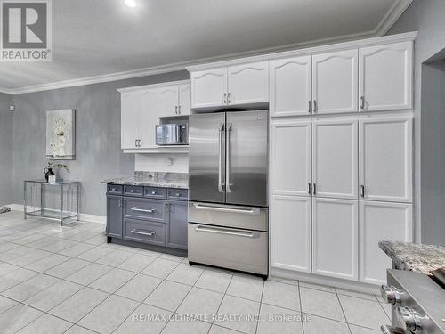 436 Gilbert Avenue, Toronto (Caledonia-Fairbank), ON - Indoor Photo Showing Kitchen