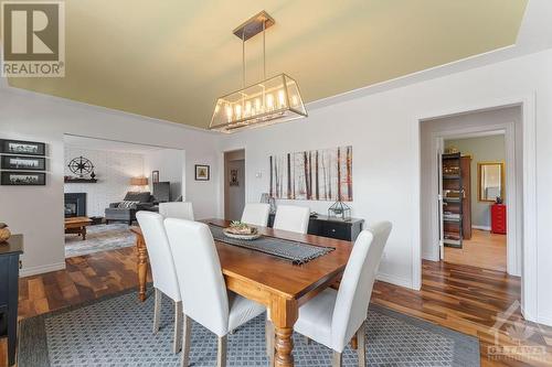 887 Notre Dame Street, Embrun, ON - Indoor Photo Showing Dining Room