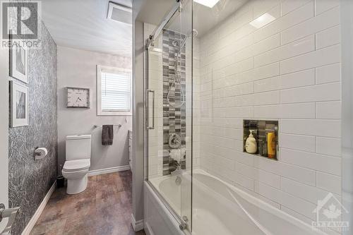 Renovated Main Bathroom - 887 Notre Dame Street, Embrun, ON - Indoor Photo Showing Bathroom