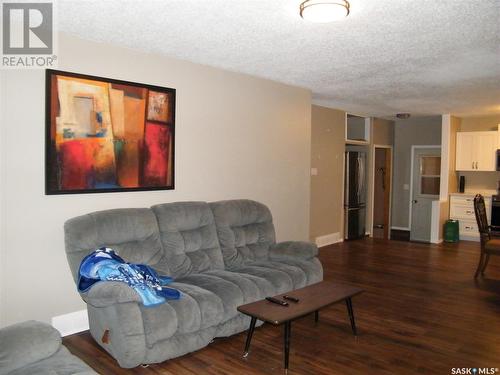 300 Centre Street, Middle Lake, SK - Indoor Photo Showing Living Room