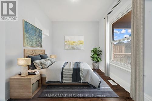 6 Gordon Street, Brantford, ON - Indoor Photo Showing Bedroom