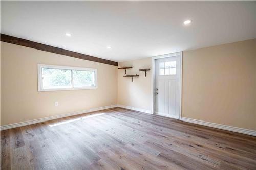 127 Robins Avenue, Hamilton, ON - Indoor Photo Showing Other Room