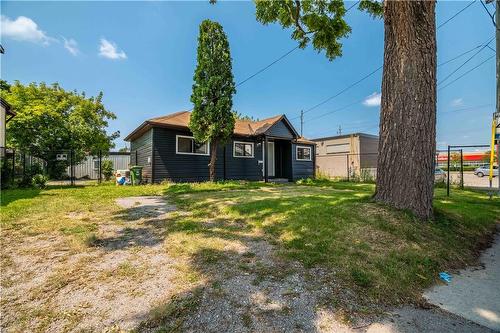 127 Robins Avenue, Hamilton, ON - Outdoor