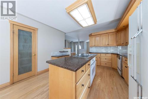 5002 Mirror Drive, Macklin, SK - Indoor Photo Showing Kitchen With Double Sink