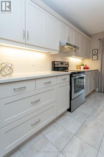 399 Beamish Street, Central Elgin (Port Stanley), ON - Indoor Photo Showing Kitchen