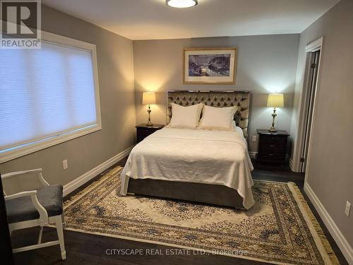 8662 Chickory Trail, Niagara Falls, ON - Indoor Photo Showing Bedroom