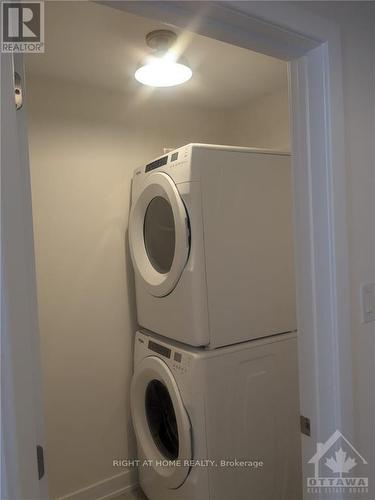 22 Margaret Graham Terrace, Smiths Falls, ON - Indoor Photo Showing Laundry Room