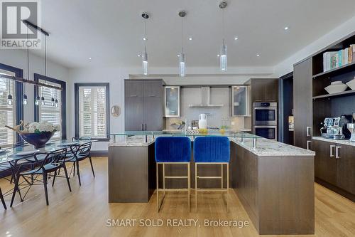 5 Pembury Avenue, Toronto (Bridle Path-Sunnybrook-York Mills), ON - Indoor Photo Showing Kitchen With Upgraded Kitchen