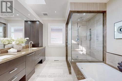 5 Pembury Avenue, Toronto (Bridle Path-Sunnybrook-York Mills), ON - Indoor Photo Showing Bathroom