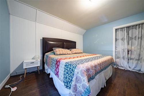 117 1St Street Sw, Carman, MB - Indoor Photo Showing Bedroom