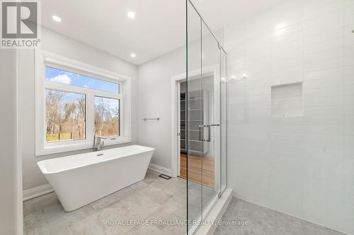 57 Navigation Drive, Prince Edward County (Ameliasburgh), ON - Indoor Photo Showing Bathroom