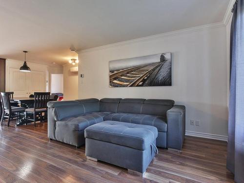 Living room - B-394 Rue De L'Église, Napierville, QC - Indoor Photo Showing Living Room