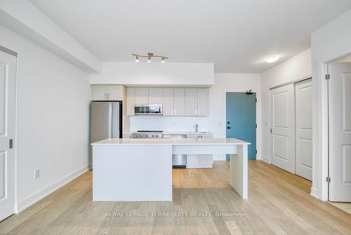 411-1063 Douglas Mccurdy Cmn, Mississauga, ON - Indoor Photo Showing Kitchen