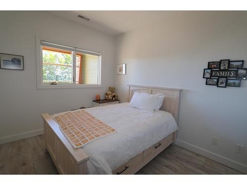 28 - 1000 Northstar Drive, Kimberley, BC - Indoor Photo Showing Bedroom