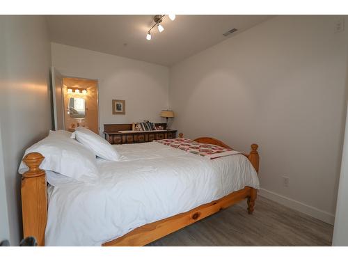 28 - 1000 Northstar Drive, Kimberley, BC - Indoor Photo Showing Bedroom