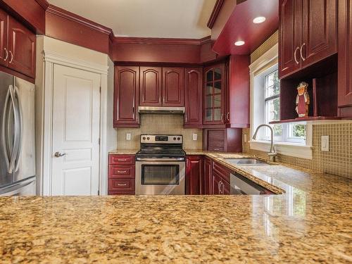 Cuisine - 406 Rue Des Plateaux, Mont-Saint-Hilaire, QC - Indoor Photo Showing Kitchen