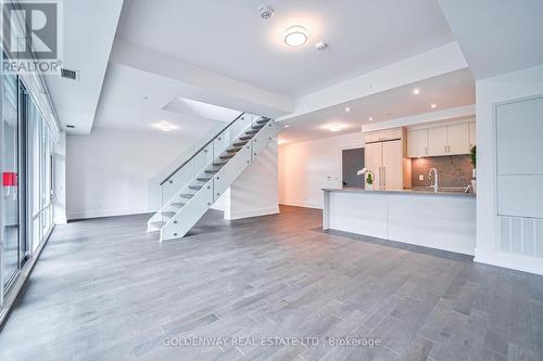 126 - 25 Adra Grado Way, Toronto (Bayview Village), ON - Indoor Photo Showing Kitchen