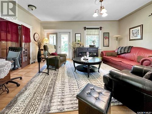 Lomenda Acreage, Langenburg Rm No. 181, SK - Indoor Photo Showing Living Room